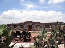 Mexico-Central Mexico-Rancho Mexicana - Colores de Mexico
